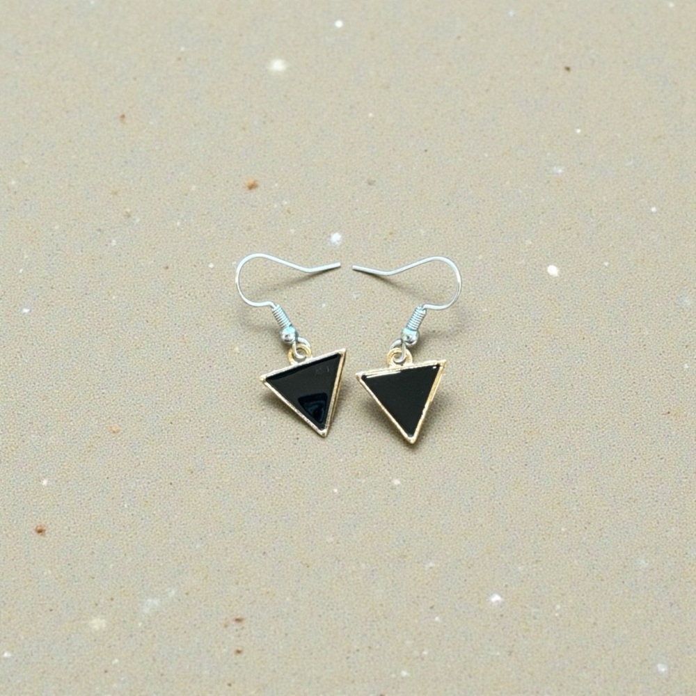 Chic Black and Gold Colored Triangle Earrings - Picture 4 of 4